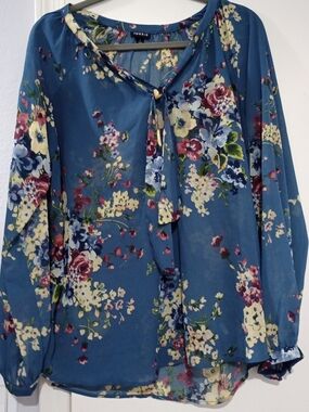 torrid Teal-Blue Floral Tie-Neck Blouse Size 1